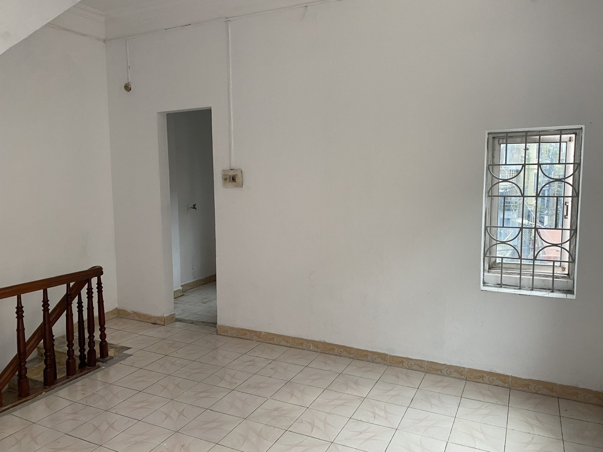 Cho thuê nhà riêng tại đường Hoàng Văn Thái , DT 30m x4 tầng , MT 4m , giá 9tr/tháng