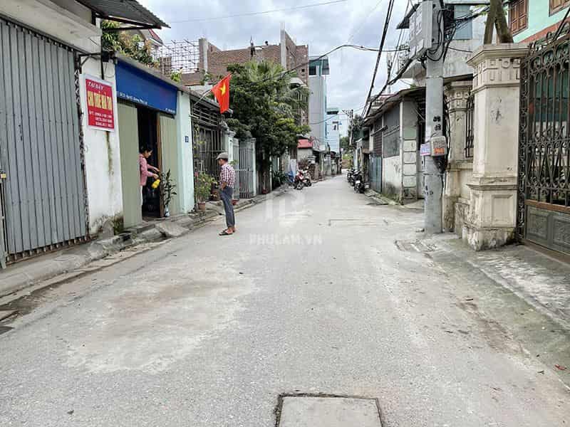 Cần bán 60,7m2 đất nằm trên mặt ngõ thông ô tô tại Phúc Lợi, Long Biên