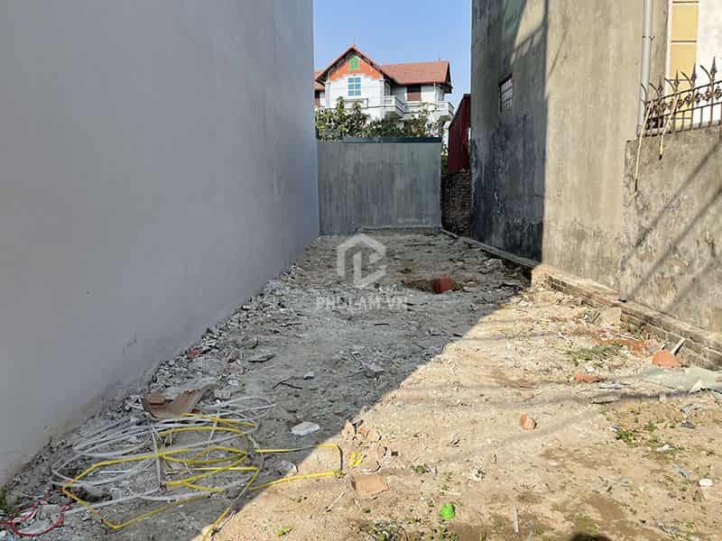 Chỉ với khoảng 1.5 tỷ, bạn nhận ngay 31,1m2 đất xóm 6 Đông Dư. Đường ô tô 7 chỗ