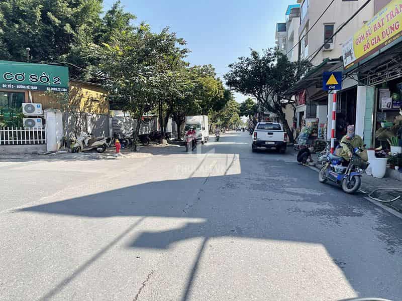 Chính chủ bán 156,4m2 mặt phố Kẻ Tạnh. Gần chợ Tình Quang và trường Chu Văn An