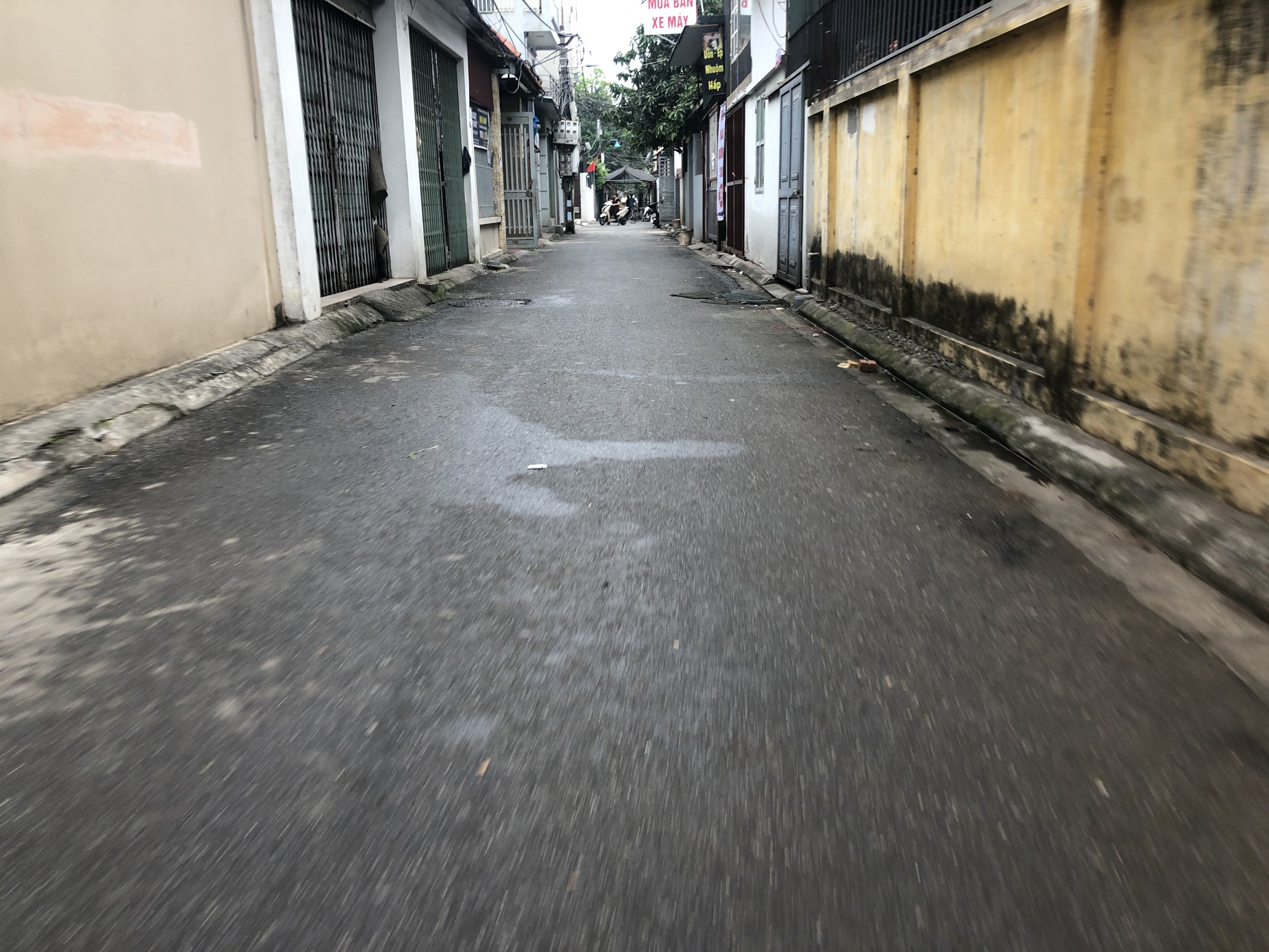 Cô em cần bán gấp 38m đất Tổ 5 Cự Khối, Long Biên: