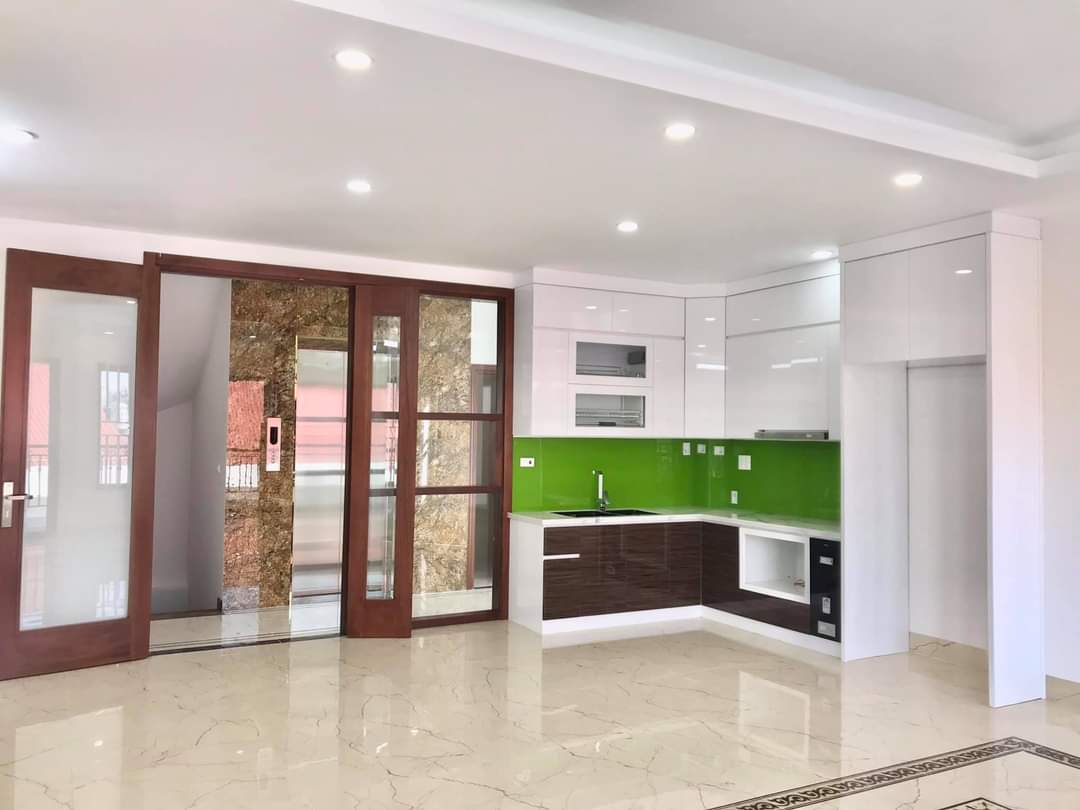 MẶT NGÕ Ô TÔ TRÁNH ĐỐNG ĐA - 70M2 - MT RỘNG - 7 TẦNG THANG MÁY - KINH DOANH - 15.5 TỶ