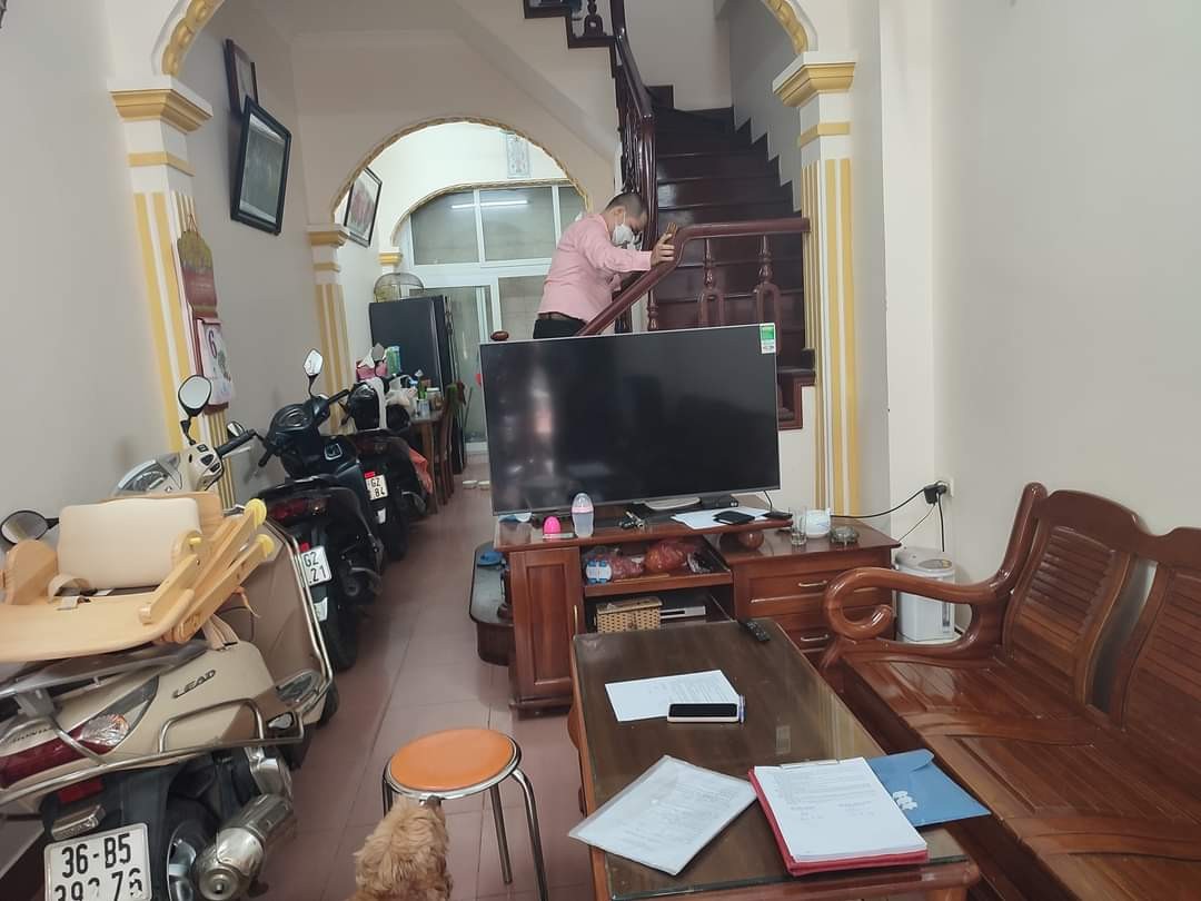 Bán nhà Lê Trọng Tấn, 35 m2 x5T, nhà đẹp, ở luôn giá 4 tỷ 5