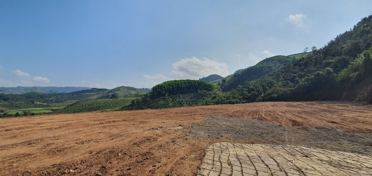 Cao phong đang là điểm nóng phát triển của hàng loạt các dự án về du lịch nghỉ dưỡng, homestay và camping