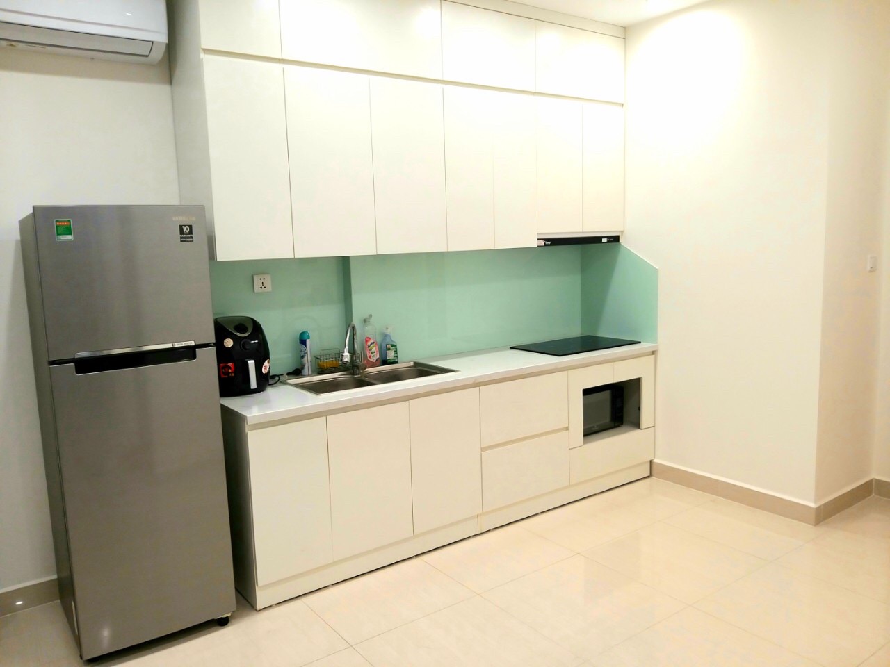 Bán căn hộ 2N - 1WC hướng Đông Nam đẹp, mát tại GS2 Vinhomes Smart City