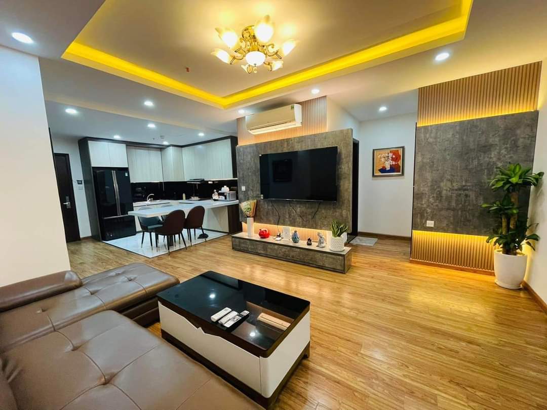 Bán Gấp Căn Hộ Cao Cấp Vinhomes Times City, Nhà Đẹp Như Khách Sạn 5 Sao, Full Nội Thất Xịn-110m - Nhỉnh 5 tỷ