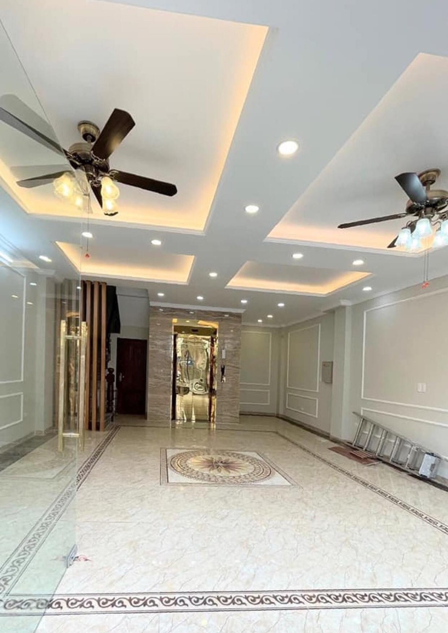 Bán nhà Kim Đồng, 45m x 6T x 7.6 tỷ, THANG MÁY - Ô TÔ VÀO NHÀ