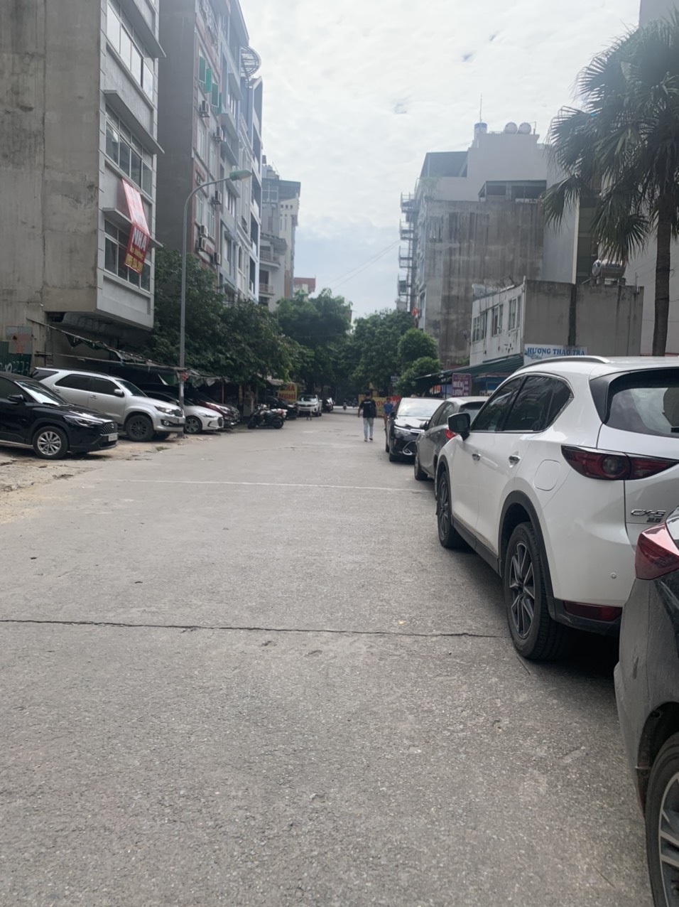 BÁN NHÀ Ở CẦU GIẤY DT:45M2, MT:5M, 7 TẦNG,