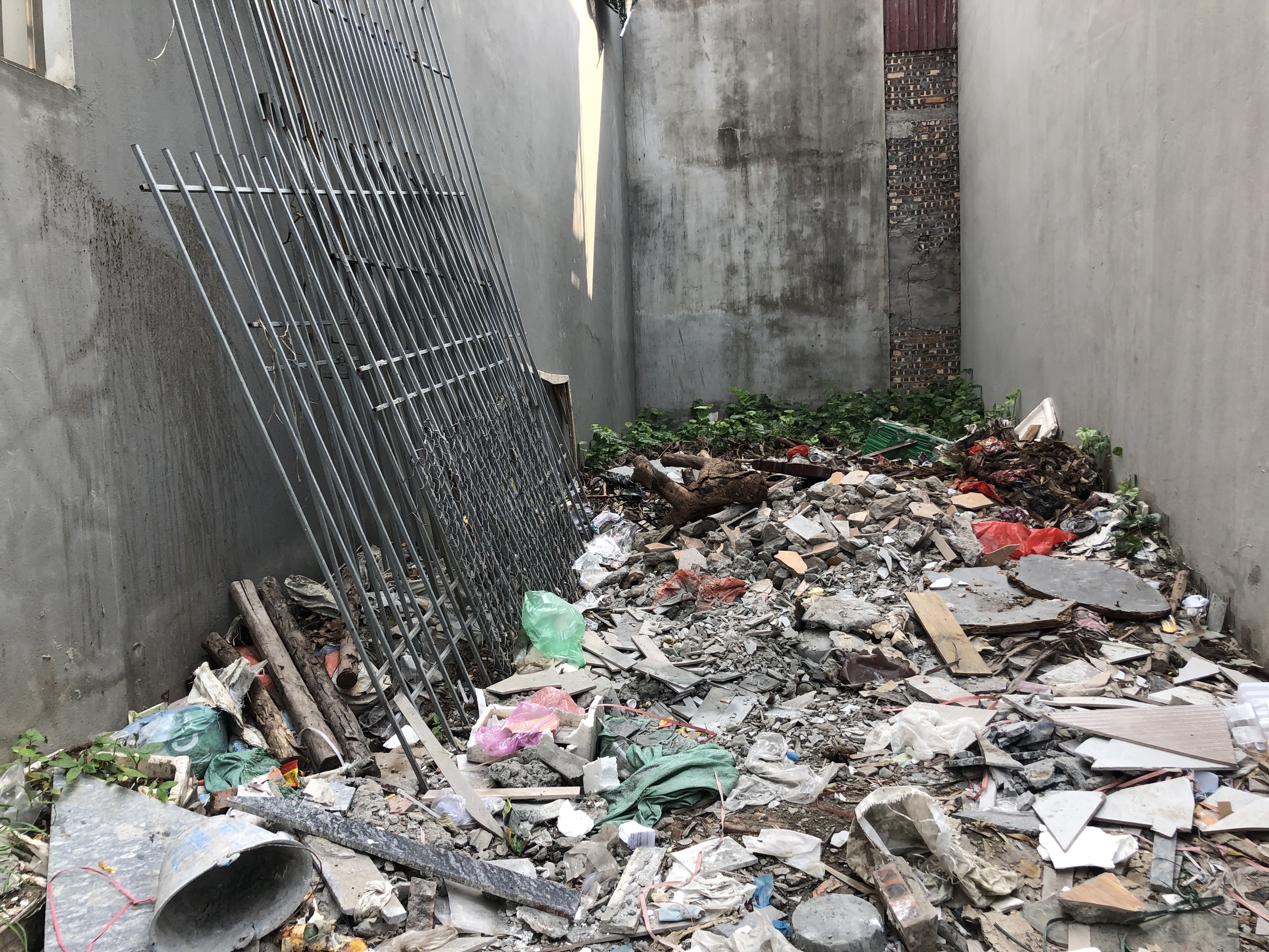 Chủ nhà cần tiền bán gấp 34m đất Tổ 3 Thạch Bàn, Long Biên: