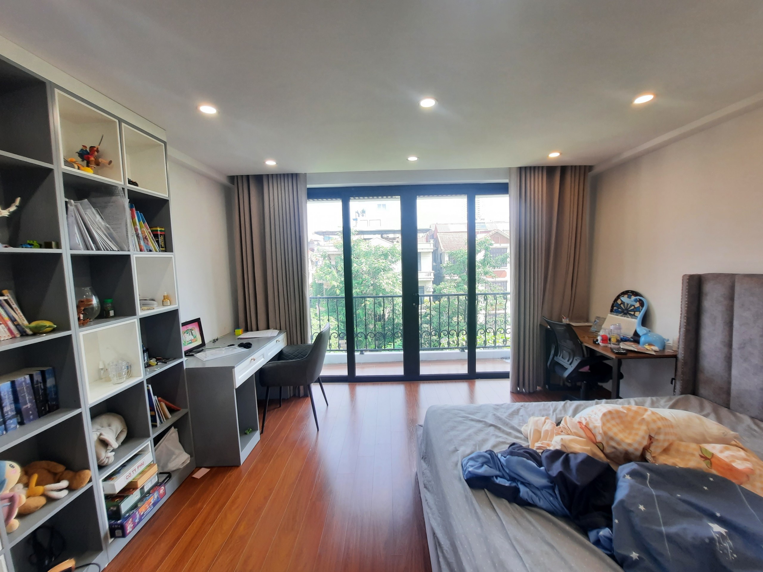 Bán nhà riêng phố Tân Mai, ô tô đỗ cửa nhà, 75m2, 5 tầng, thang máy, 11,4 tỷ