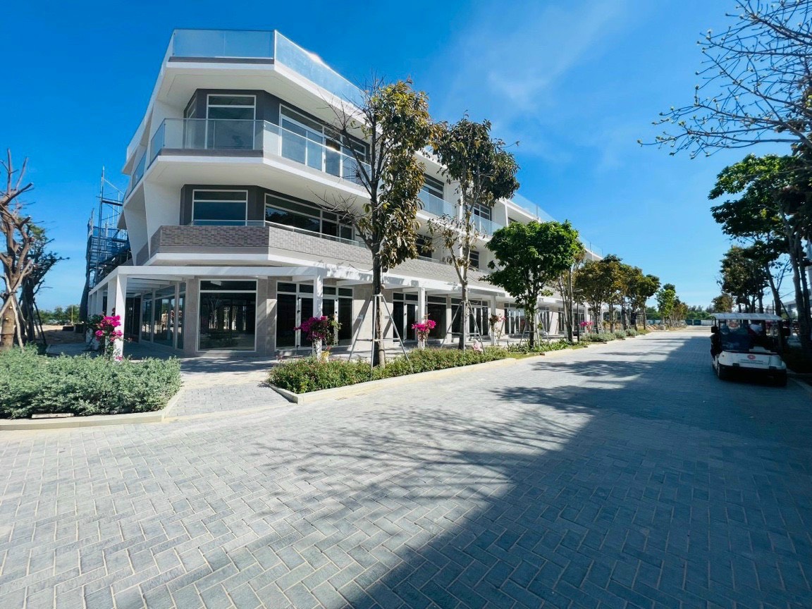 Đem nhà về cho mẹ 3 tháng cuối năm có ngay 2 tỷ lợi nhuận vào tết 2023 nhờ đón đầu cao tốc sân