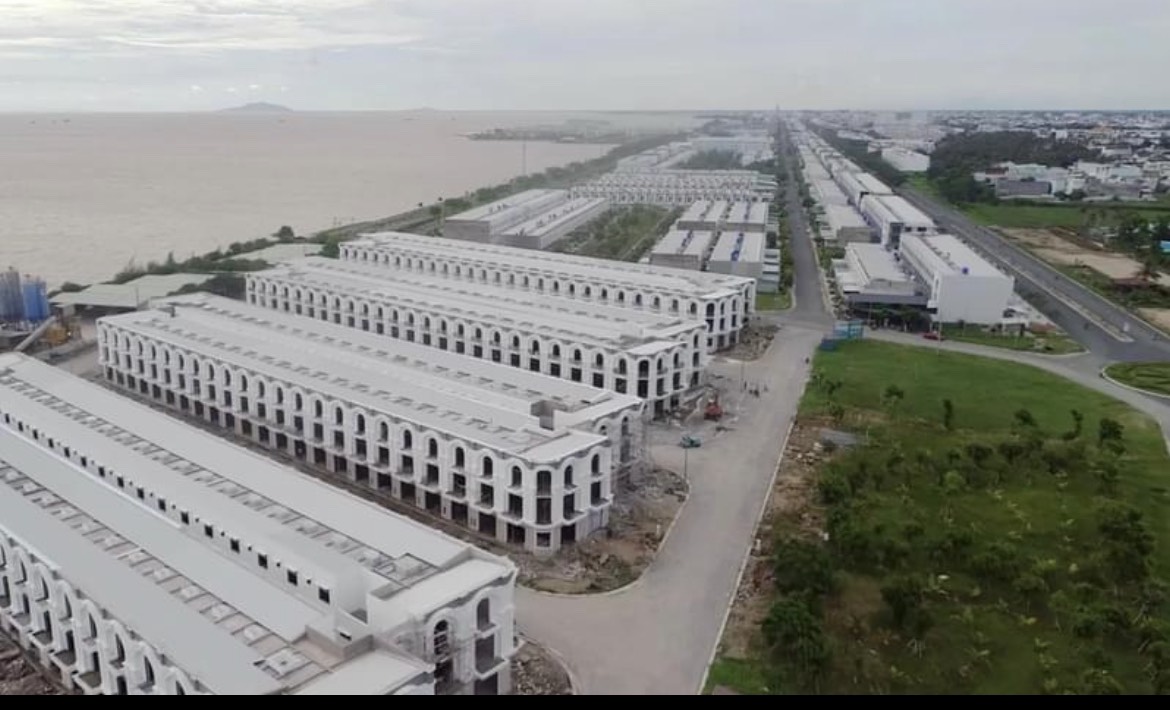 SIÊU PHẨM NHÀ PHỐ THƯƠNG MẠI P45 KĐT PHÚ CƯỜNG_AN HÒA, RẠCH GIÁ_KIÊN GIANG, VỊ TRÍ ĐẸP, GẦN CHỢ TIỆN ÍCH NHIỀU MẶT.