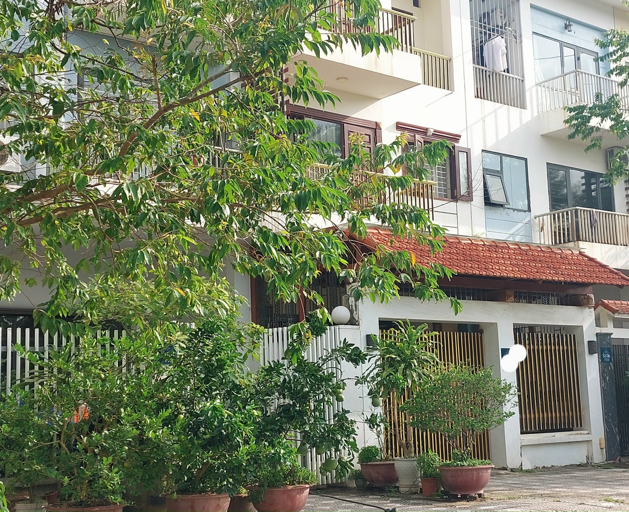 Bán căn Liền kề 15 KĐT sinh thái Foresa Xuân Phương, đã hoàn thiện, ở ngay