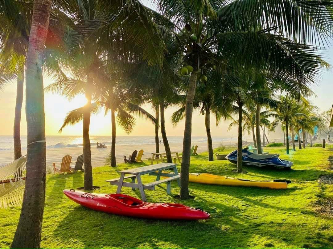 Thanh Long Bay nhà phố biển 2 mặt tiền sở hữu trọn đời sổ hồng trao liền tay