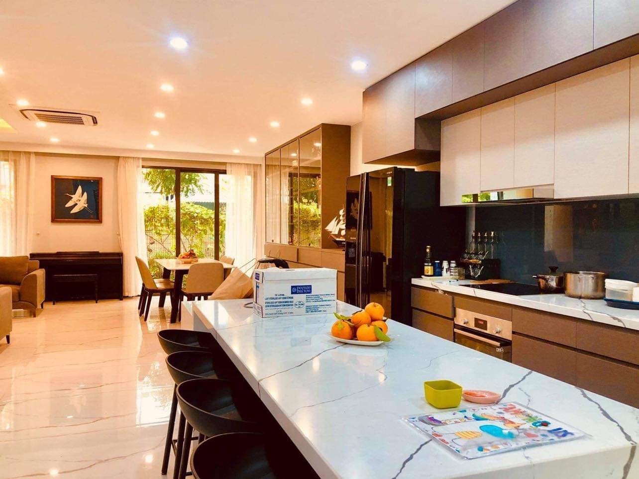 Bán BT Hàm Nghi, Nam Từ Liêm, gần công viên, nhà đẹp lô góc, full nội thất, yên tĩnh giá 35 tỷ.