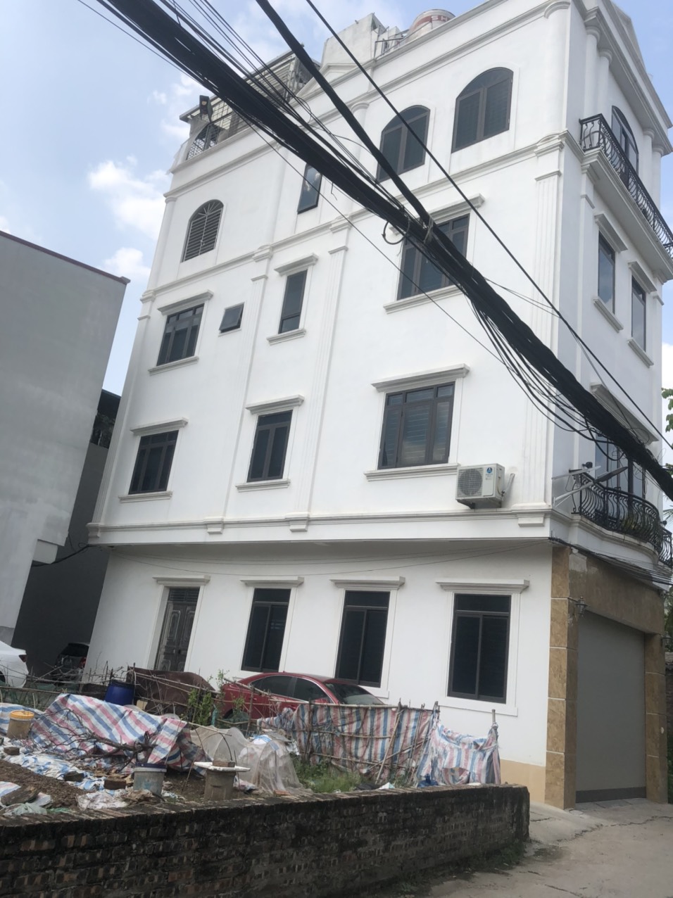 Cần bán74,4m2 biệt thự 4 tầng full nội thất tại Võng La, Đông Anh, Hà Nội.