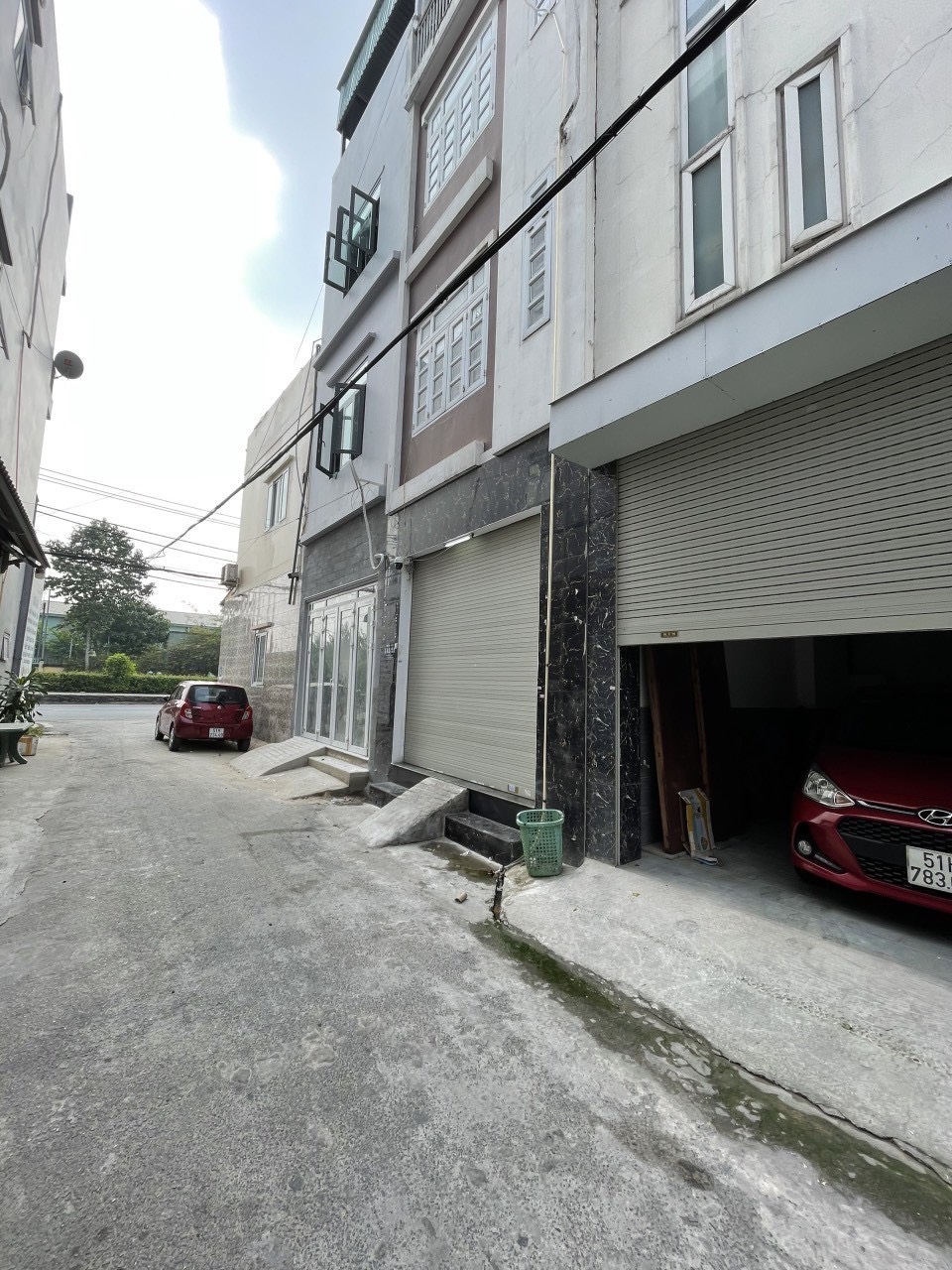 2MT xe tải . 4 tầng BTCT , thông 2 đường Phạm Văn Bạch , Tân Sơn , P15 , Tân Bình .