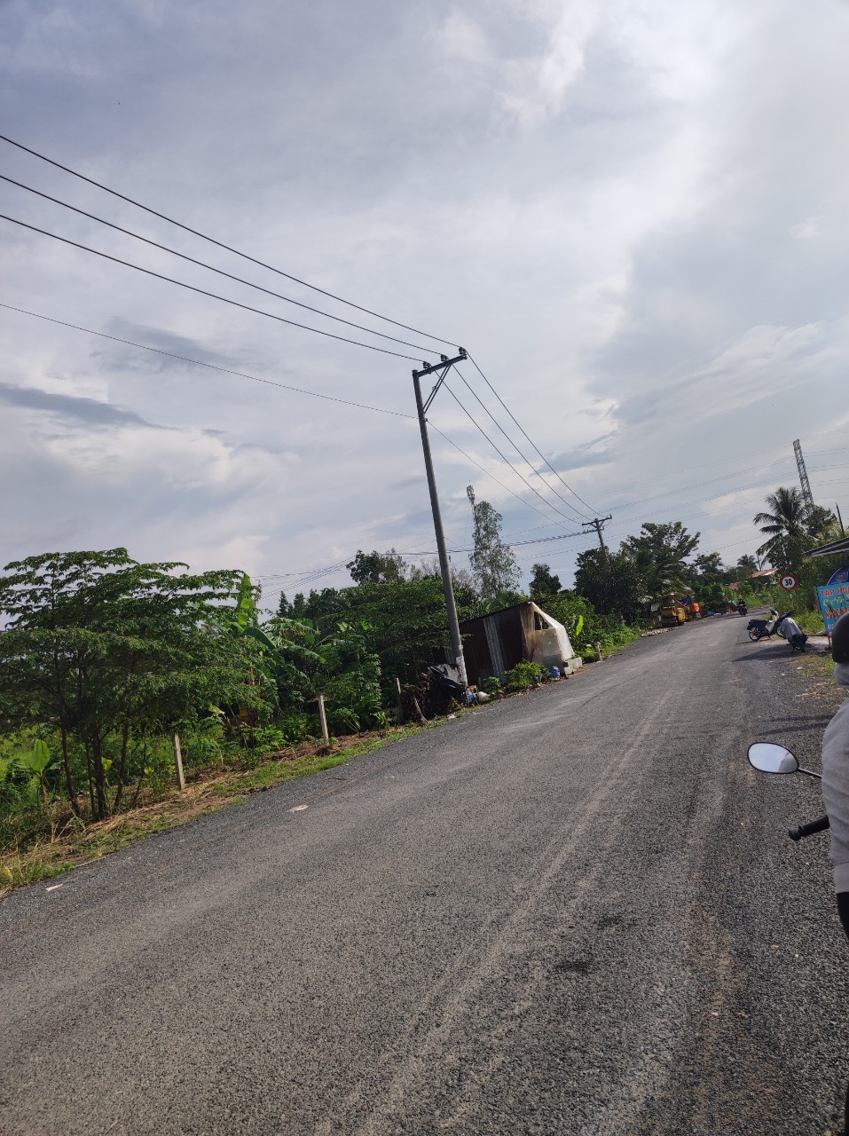 BÁN GẤP NỀN MẶT TIỀN QL1A CHÍNH CHỦ