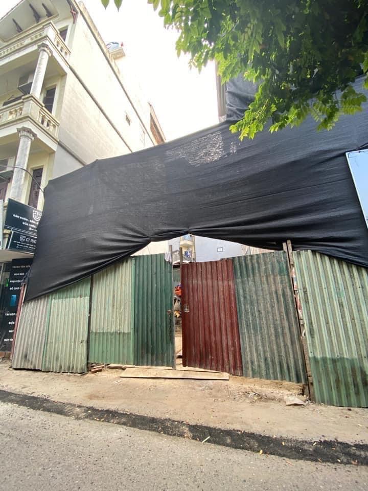 Cực hiếm mảnh đất 190m2 mặt tiền 10.5m ô tô tải tránh cách mặt phố Lạc Long Quân 5m giá 42 tỷ