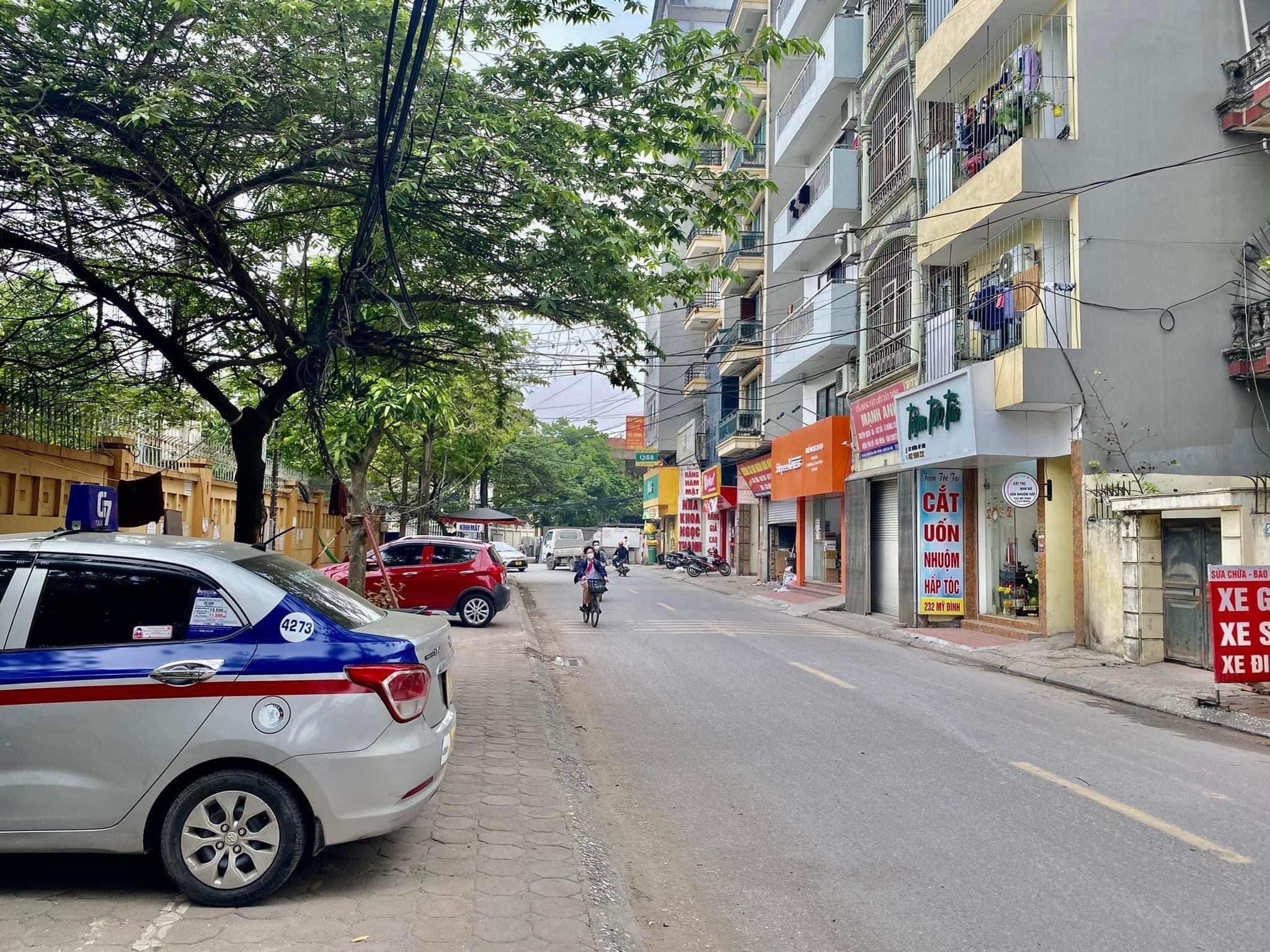 Giá Đầu Tư.Cực hiếm.Bán Nhanh nhà cấp 4 mặt phố Mỹ Đình. 45m mặt tiền 4m,giá 9.tỷ.có thương lượng.