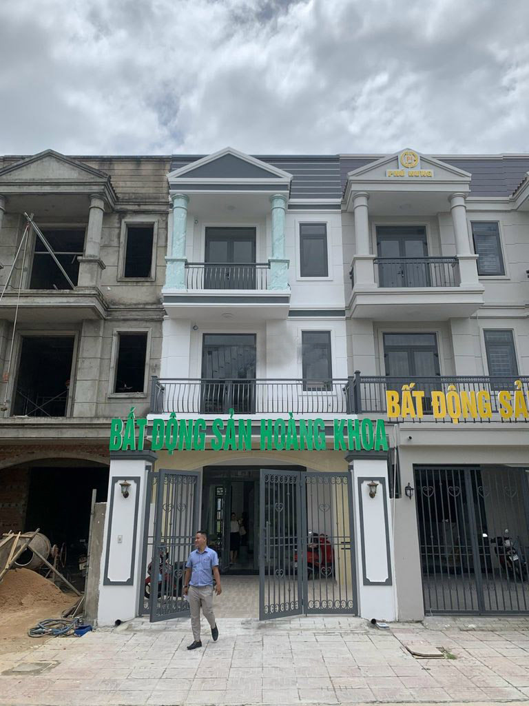 Chính Chủ Cần Cho Thuê Biệt Thự Liền Kề Tại Phường Phú Lợi