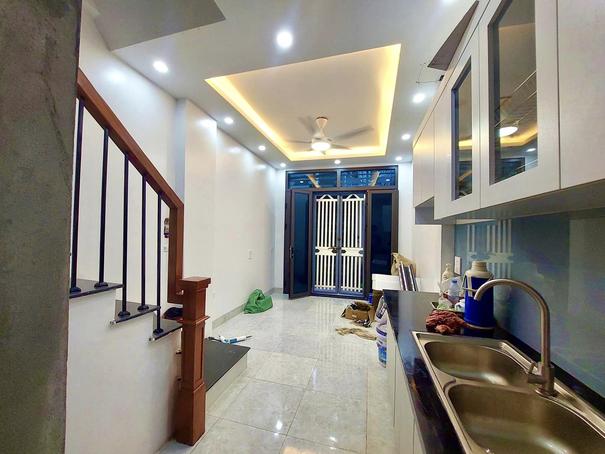 Khương Trung 3,x tỉ Nhà đẹp 24m2 4 TẦNG Ở Ngay có ảnh và sổ