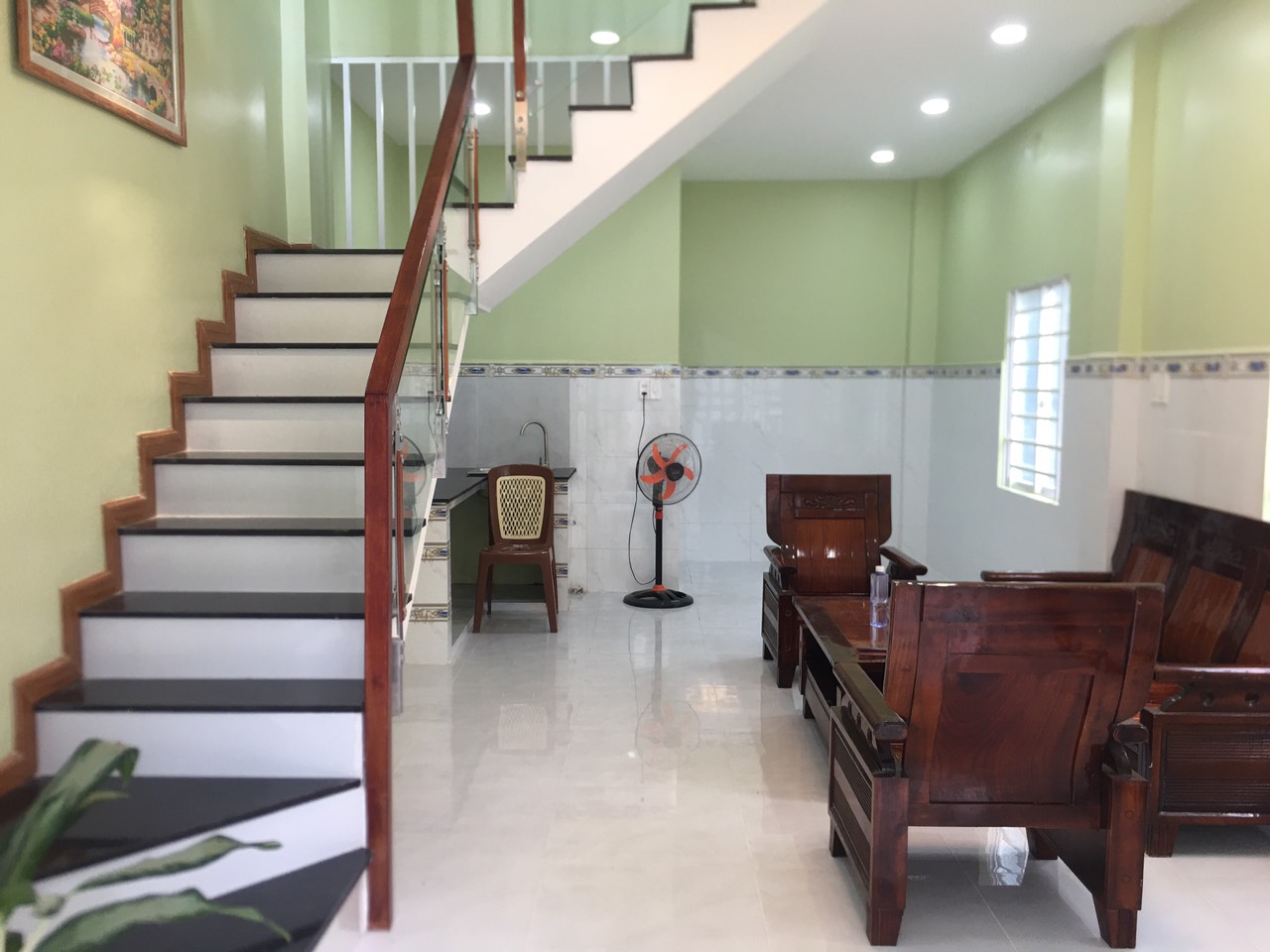 HXH đánh võng 1 sẹc sát mặt tiền Thoại Ngọc Hầu- chủ gấp bán nhà Tân Phú - 33m2 - 2 tầng