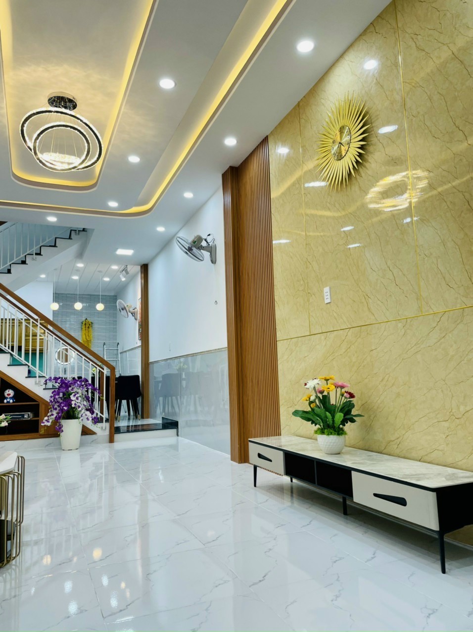 Hiếm - Bán nhà Tân Phú - HXH- Ngang 5m - 5PN- Ngay AEON chỉ nhỉnh 4 tỷ