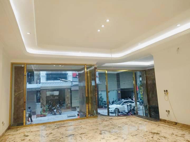 BÁN NHÀ QUẬN CẦU GIẤY-KINH DOANH-THANG MÁY-OTO-94m2-GIÁ:38 TỶ