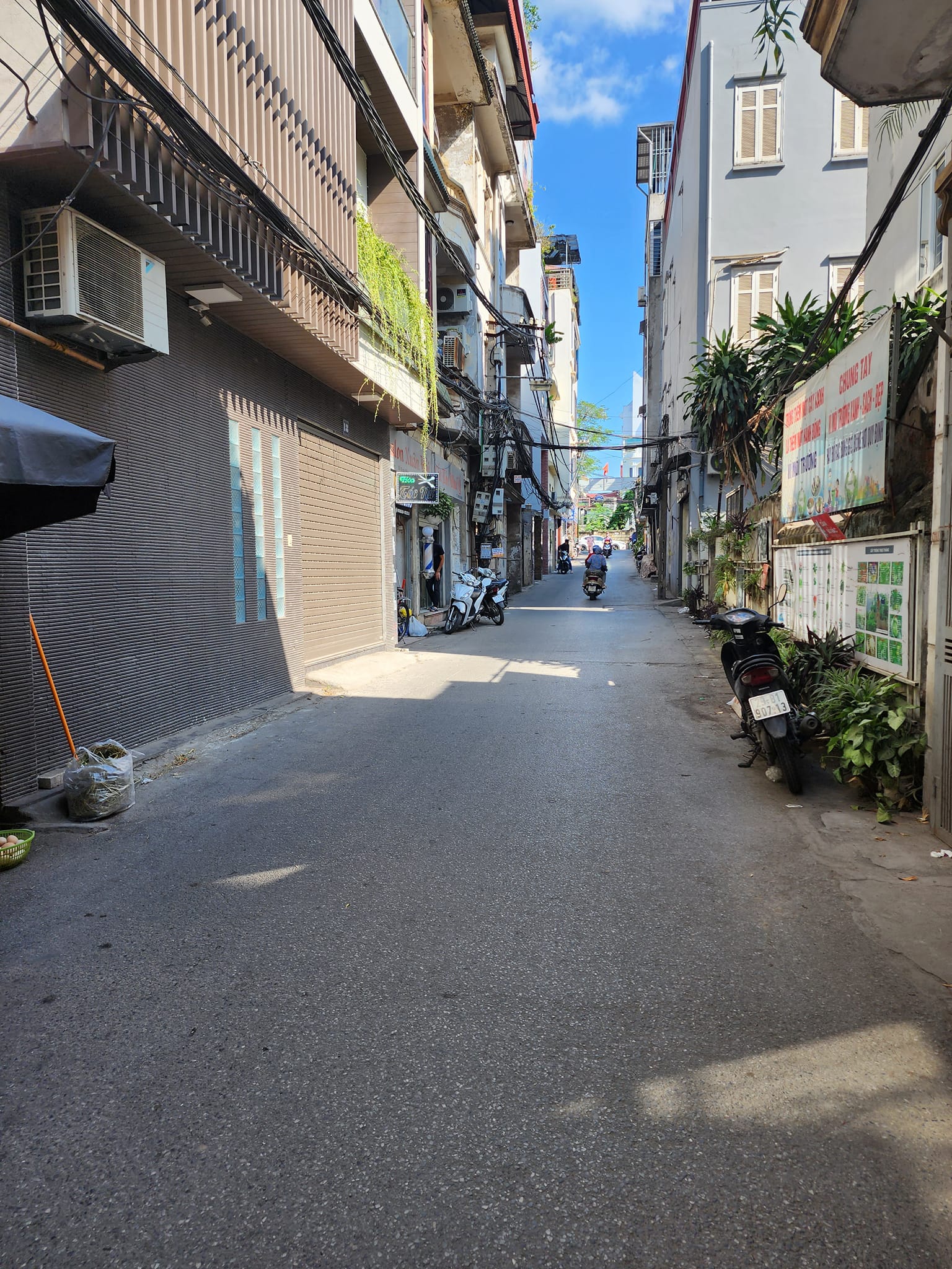 NHÀ ĐẸP, ÔTÔ TRÁNH, HOÀNG HOA THÁM, BA ĐÌNH, DT 32M, 5 TẦNG, MT 10M, GIÁ 7.5 TỶ