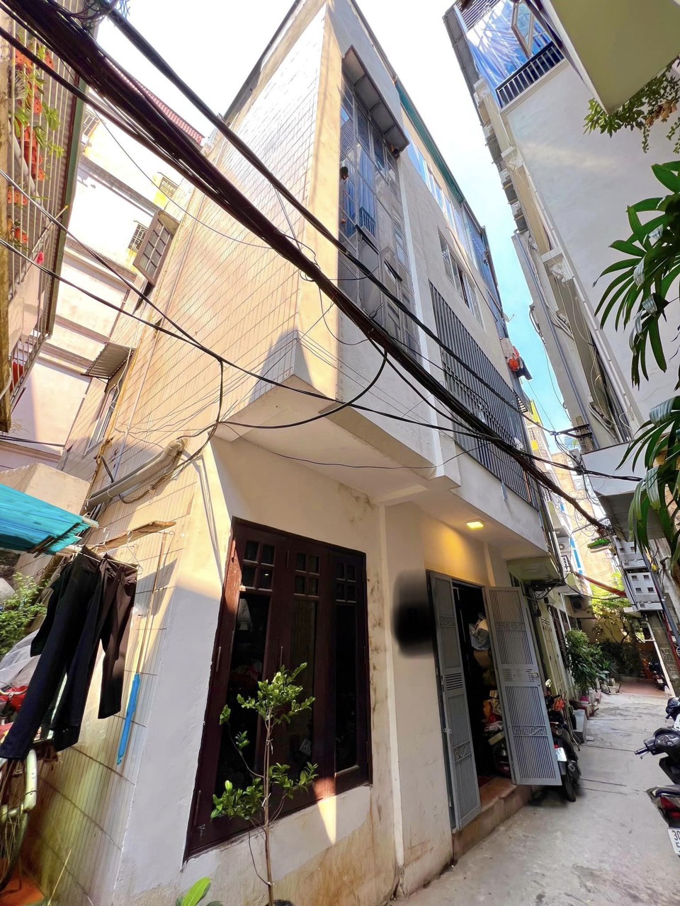 CỰC HOTTT!! SIÊU PHẨM ĐỐNG ĐA,ĐÊ LA THÀNH 50M2 MT 6M CHỈ NHỈNH 6T.3 THOÁNG,KINH DOANH.