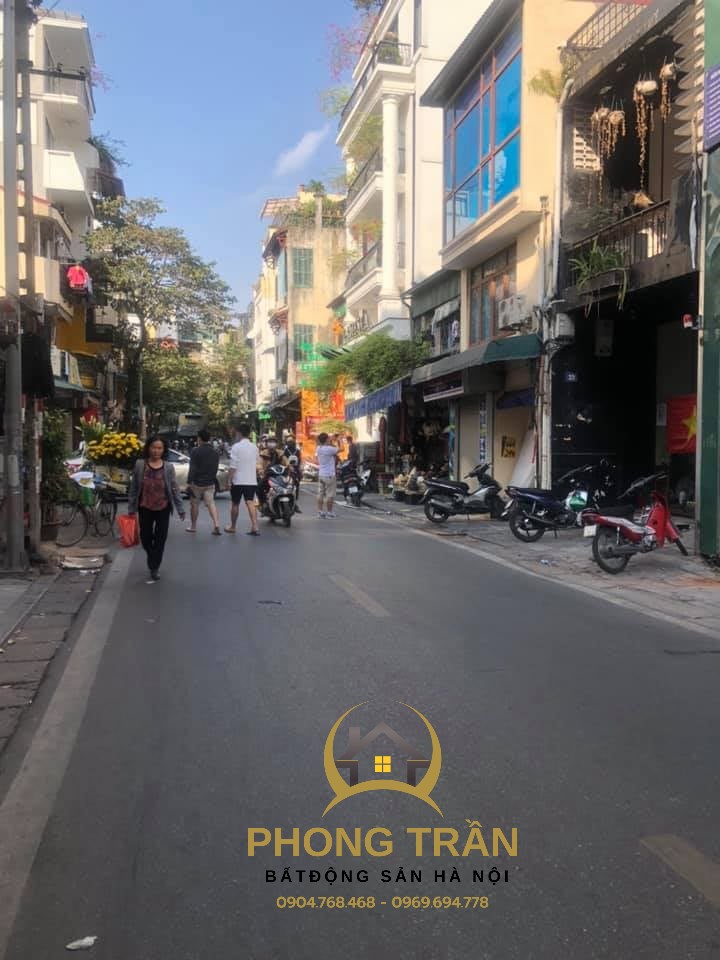 Bán nhà mặt phố Hàng Bè, Hoàn Kiếm 40m2, 4 tầng, Kinh doanh Đỉnh, Giá chỉ: 32,5 tỷ