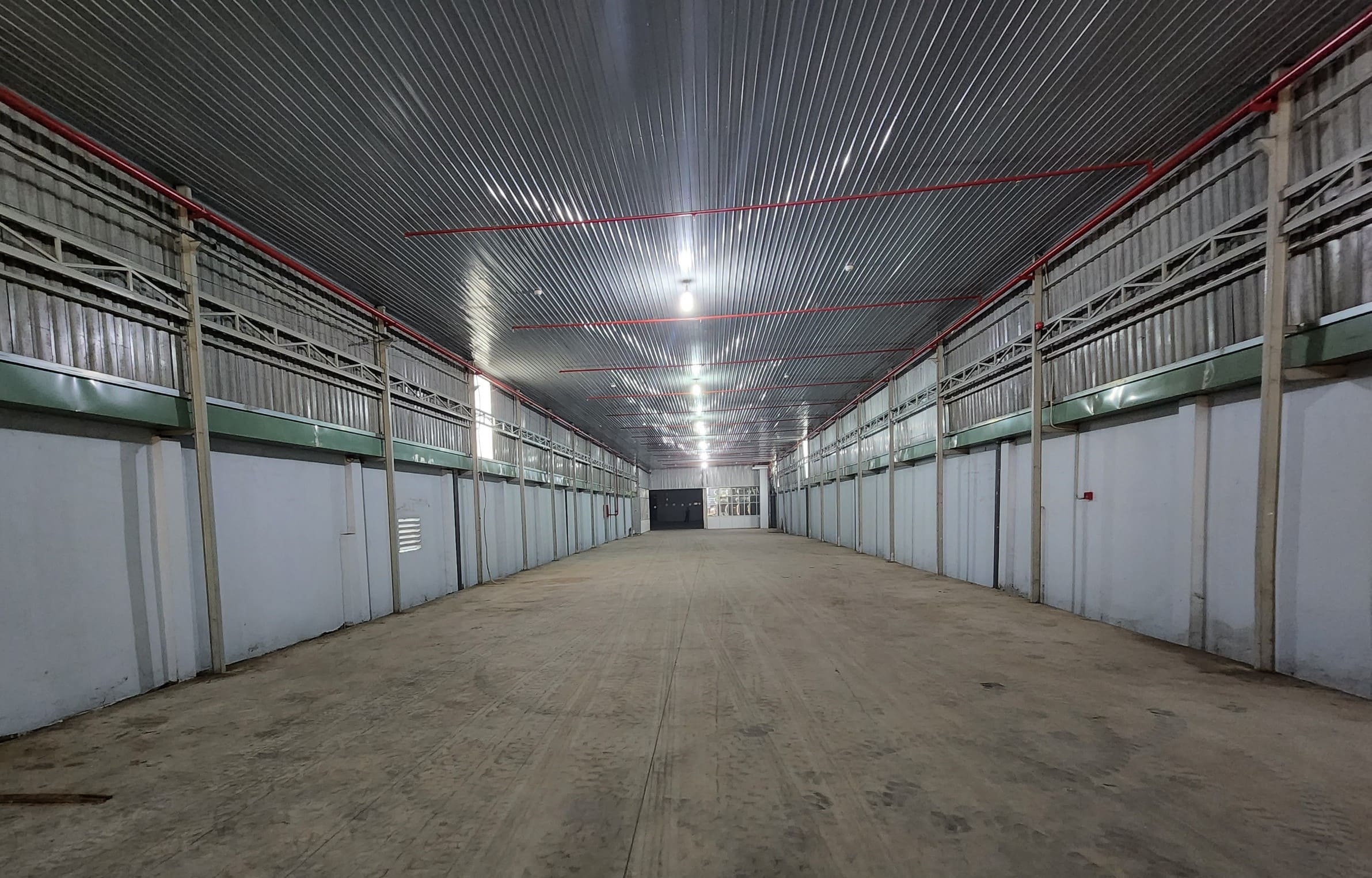 Bán gấp kho xưởng mới xây 4677m2 tiếp giáp 3 trước mặt lớn, trước mặt QL22B đường Nguyễn Văn Linh, Tân Biên, Tây Ninh