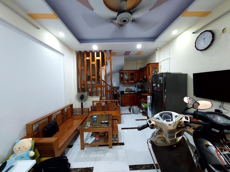 Vài Bước Ra Phố Trương Định 31m2x5T GIÁ CHÀO 3.3 TỶ