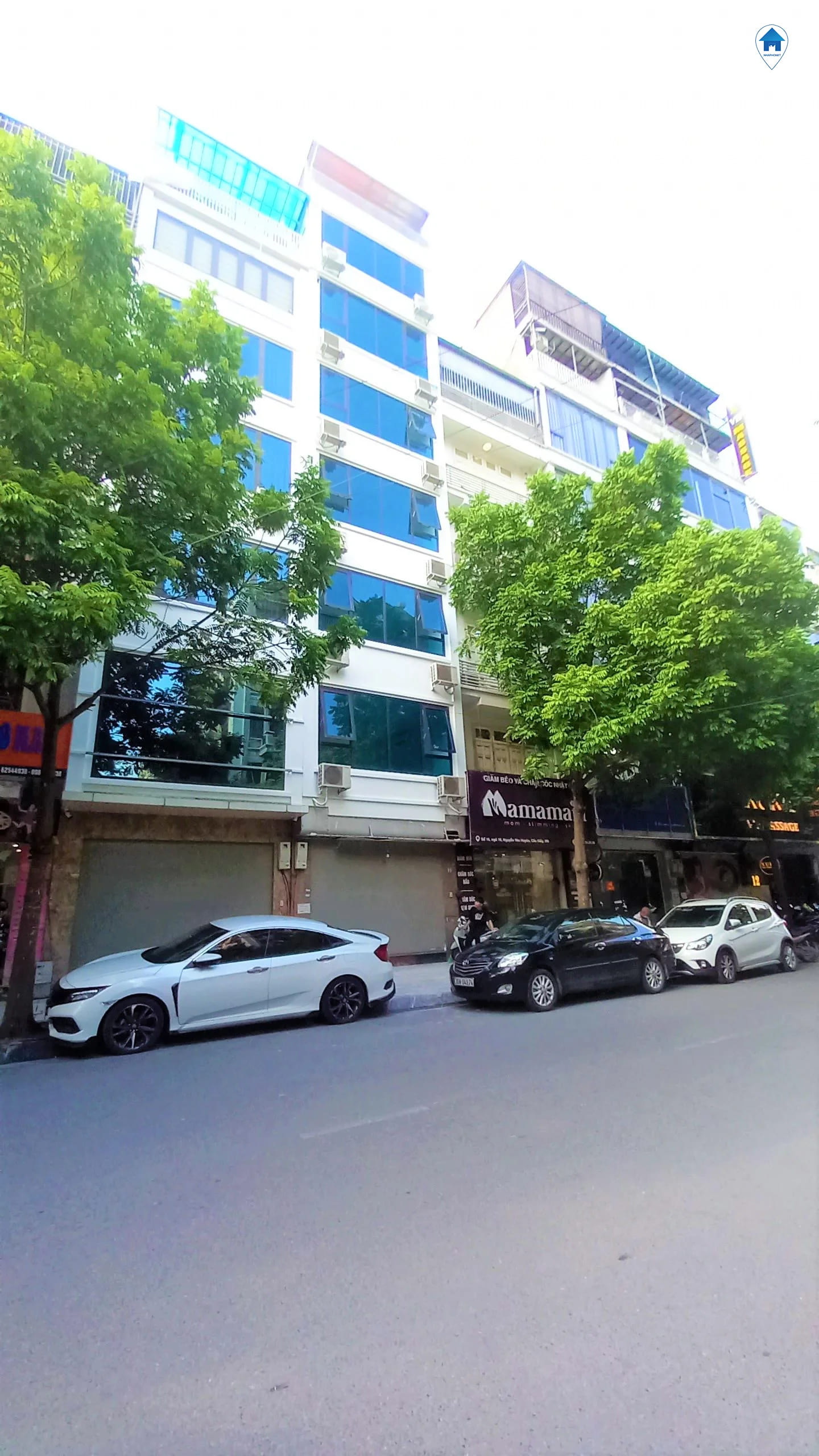 Bán nhà mặt phố Nguyễn Khánh Toàn 8 tầng, mặt tiền 15m, kinh doanh văn phòng, spa