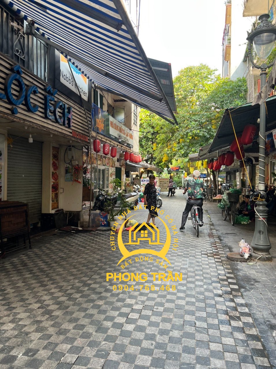 Nhà mặt phố Cấm Chỉ, Hoàn Kiếm 35m3, MT 6m, Kinh doanh vô Địch, Giá chỉ: 18 tỷ