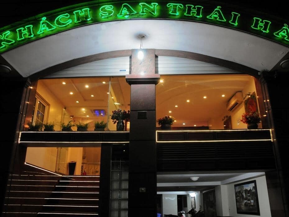 BÁN NHÀ 10 TẦNG Ô TÔ TRÁNH PHỐ THÁI HÀ 126M RỘNG 8M 35 TỶ