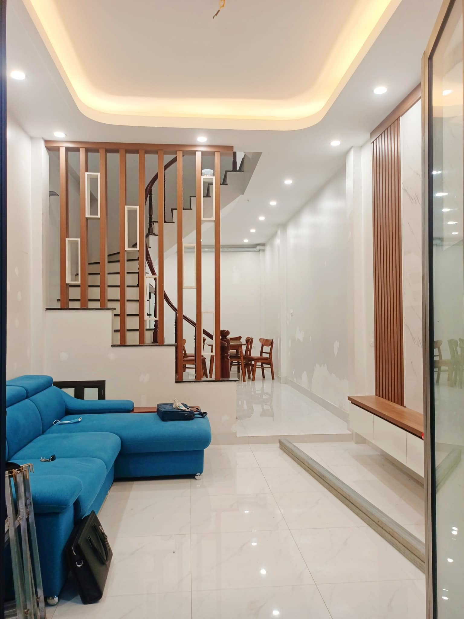 Muốn bán nhà phường Cát Linh,Q,Đống Đa,2 thoáng,41mx5tầng,để ở rất có lộc,Giá bán chỉ nhỉnh 5 tỷ