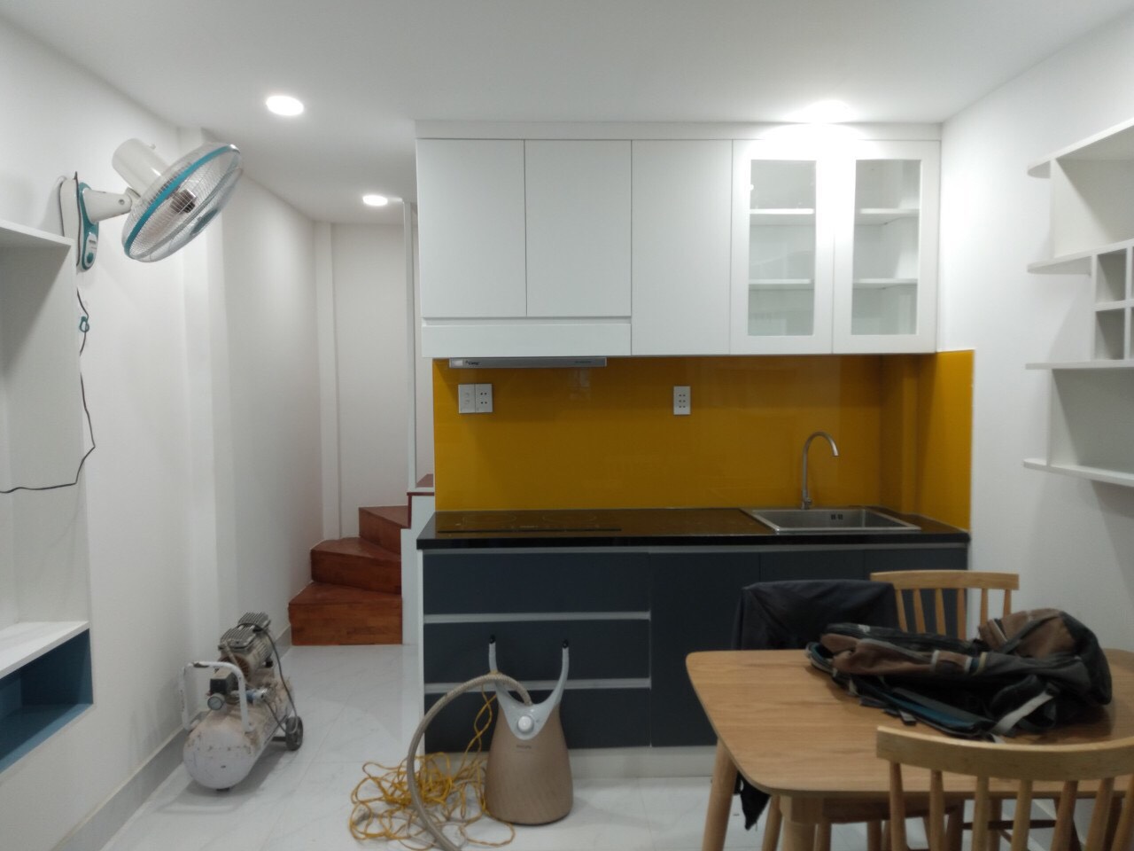 BÁN NHÀ CHÍNH CHỦ HẺM 64 NGUYỄN KHOÁI P2 QUẬN 4