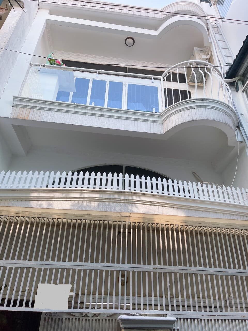 Nhà Bán Lê Văn Sỹ, Xe Hơi Tới Cửa,3 Tầng, Nở hậu 5,5m, 54m2. Giá 7,85 Tỷ TL