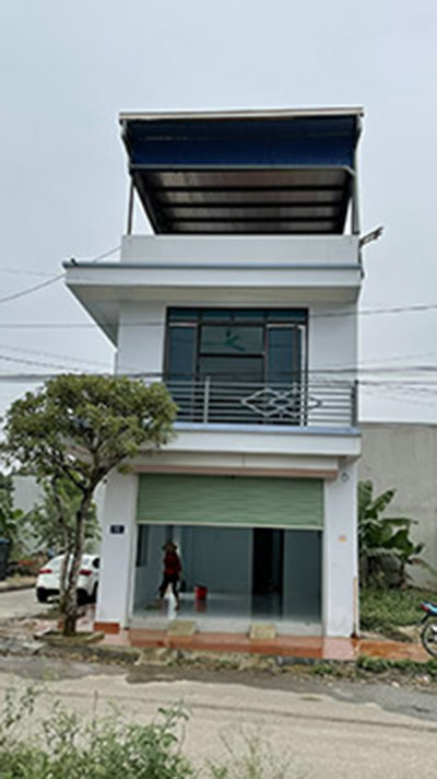 CHO THUÊ NHÀ NGUYÊN CĂN 2 MẶT TIỀN ĐẦY ĐỦ TIỆN NGHI TẠI VỊ TRÍ LÔ 2, QL 6, TT XUÂN MAI, CHƯƠNG MỸ