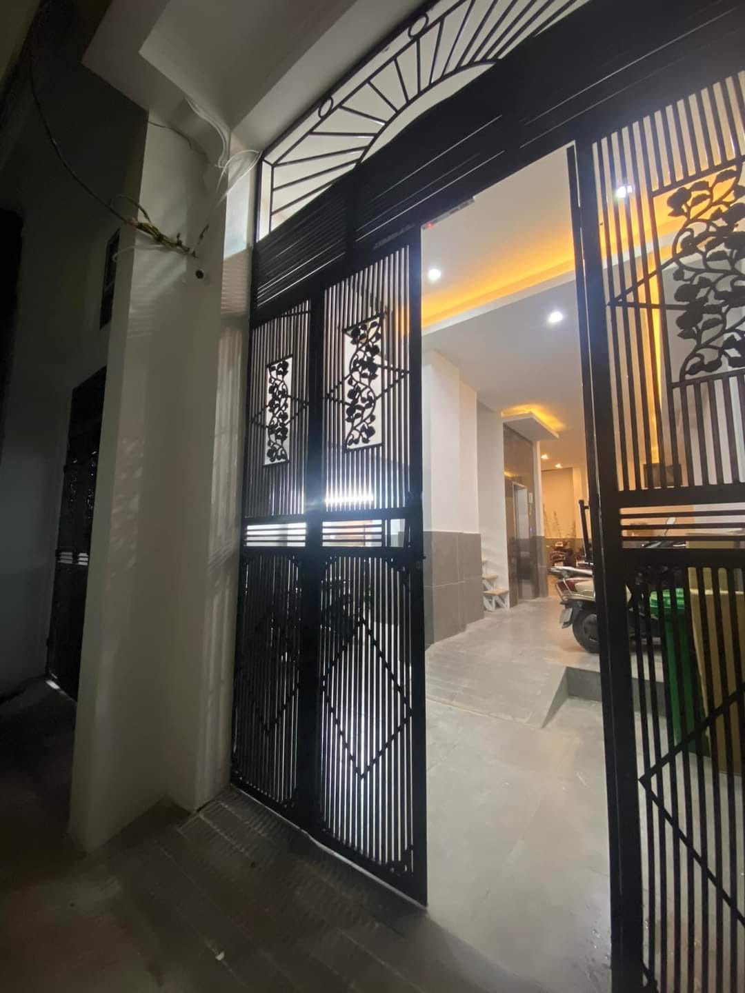 Bán nhà riêng, chung cư mi ni 21 phòng khép kín, dòng tiền 150 tr/tháng, gần ô tô 5m - giá 16,8 tỷ