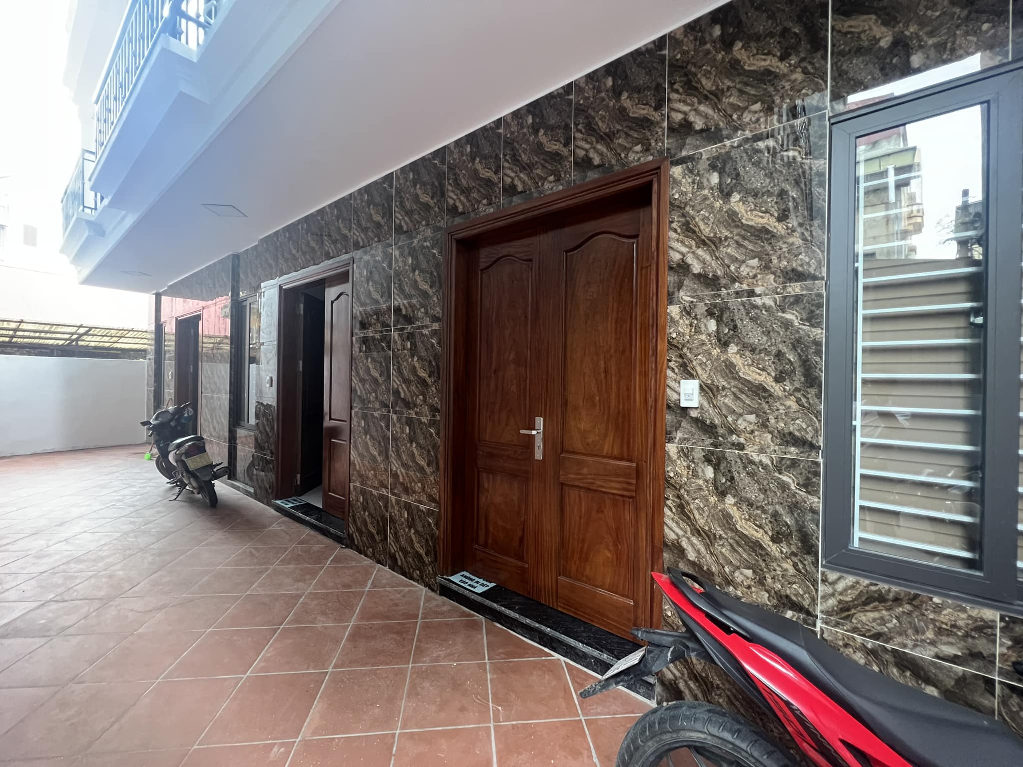 Đội Cấn - Ba Đình 38m2 , X6 , 5.38 tỷ - 30m ôtô đỗ - 50m ra phố