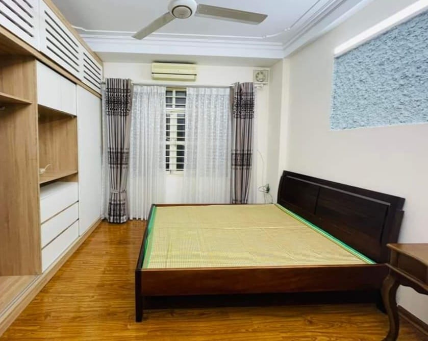 BÁN NHÀ THANH NHÀN, GẦN Ô TÔ, KINH DOANH ONLINE SIÊU VIP 70M2,MT 5.2M GIÁ NHỈNH 4 TỶ