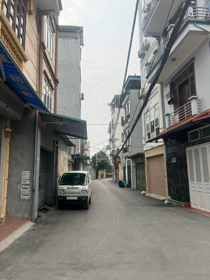 Nhà Lạc Long Quân, Tây Hồ, Mặt ngõ , Lô Góc, Kinh Doanh, 35m2 x 4 Tầng, 3,5 tỷ