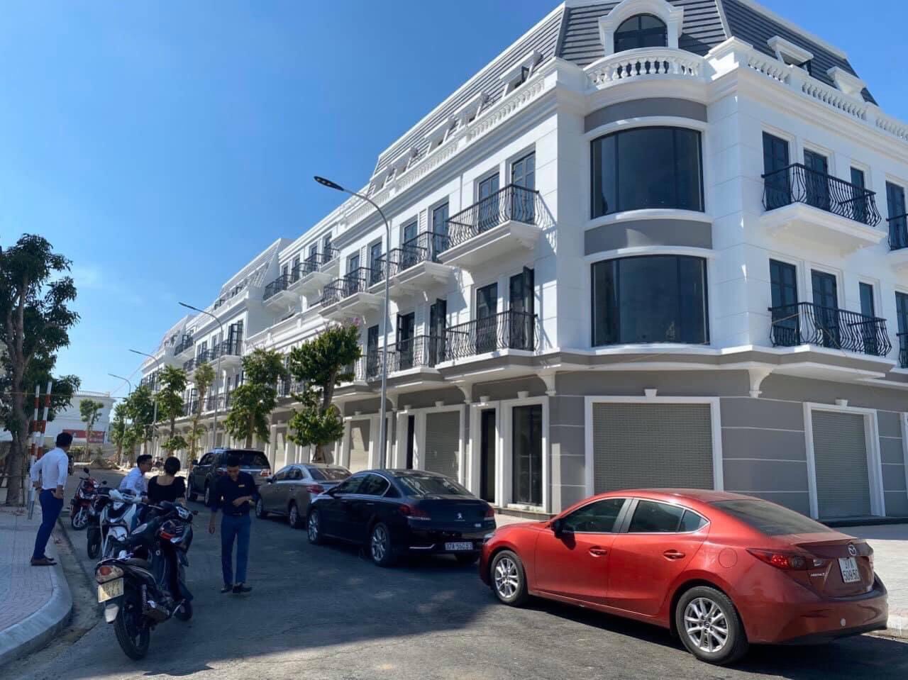 Gấp - Chính Chủ bán căn PG01.17 Vincom Shophouse
