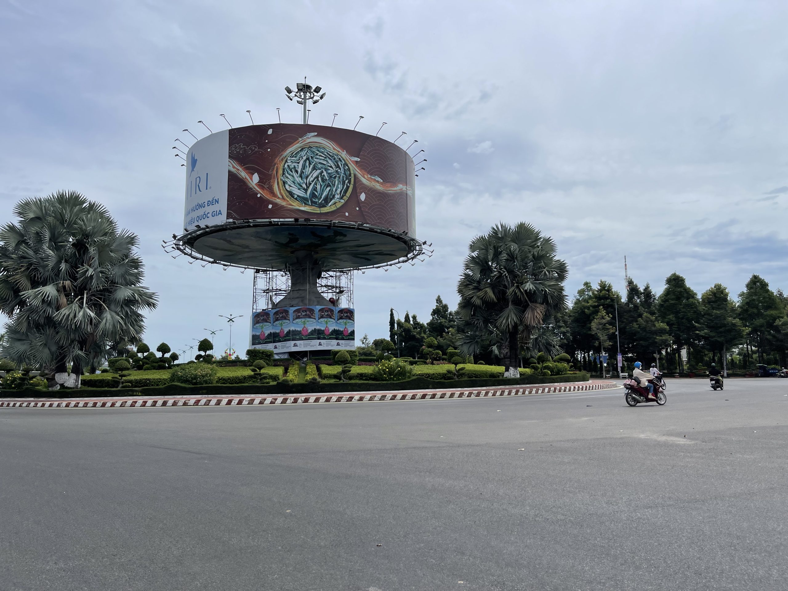 Mặt tiền Hùng Vương 100m2 thổ cư - 9 tỷ - sát lotte . 0933.444.651