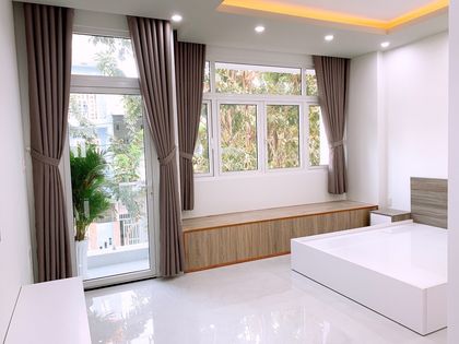 bán nhà chia tài sản , 79m2 1 trệt lửng. ngang 6.64m khủng .cách đường linh đông 20m nhà đường xe tải giá chỉ 6.390ttỷ