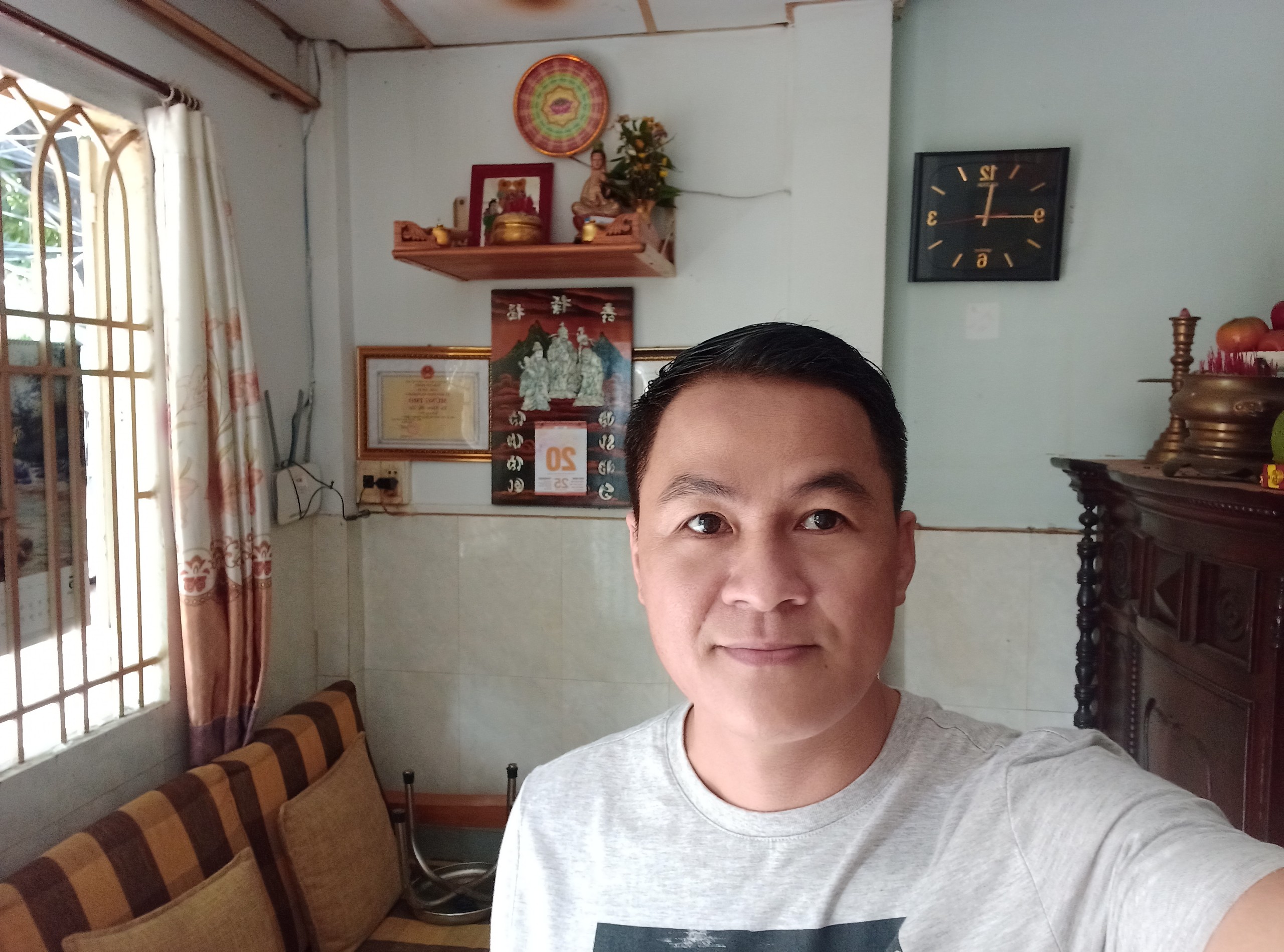 Bán Nhà HXH Hoàng Sa Q3, Sát Mặt Tiền, 3 Tầng 28m2, Chỉ Hơn 4 tỷ