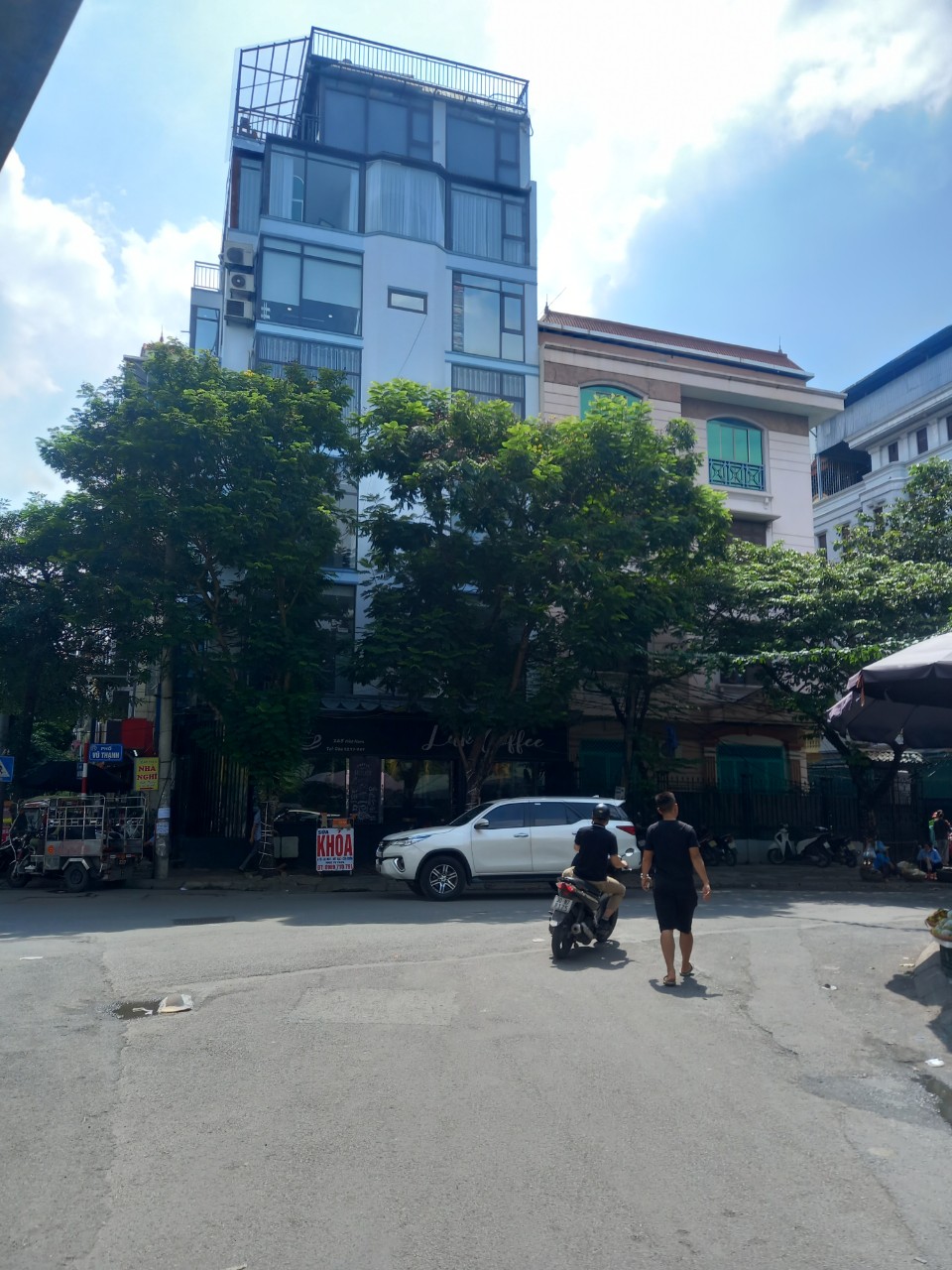 MẶT PHỐ HOÀNG VĂN THÁI 8 TẦNG THANG MÁY CHỈ 38 TỶ, DÒNG TIỀN 150TR/T.